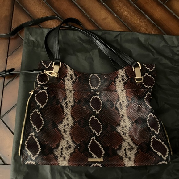 👜 Vince Camuto Snake Embossed Leather Tote - Emely - Picture 2 of 11